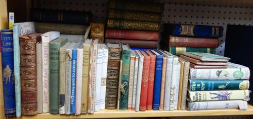 OLD CLOTH;  incl. some juvenile; mostly late 19th / early 20th cents.