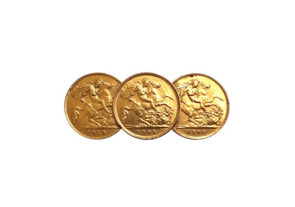 Three Edward VII half sovereigns 1905, 1908 and 1910, mounted as a brooch, fitted with a safety chain.   Illustrated