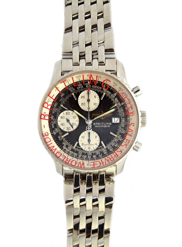 A gentleman's steel Breitling Old Navitimer II bracelet wristwatch, the signed black dial with three subsidiary dials, date of the month aperture, out