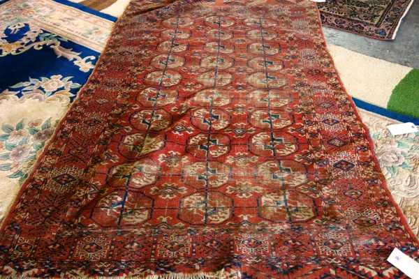 A Tekke Turkman rug, 82cm x 54cm, (a.f). F5