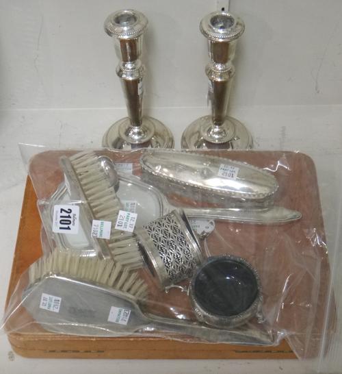 Silver and silver mounted wares, comprising; an oval faceted glass toilet box, Chester 1911, a three piece part dressing set, comprising; a hand mirro