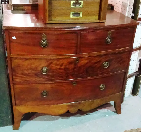A 19th century mahogany bowfront chest of drawers, with two short and two long drawers, 101cm wide x 89cm high.   L7