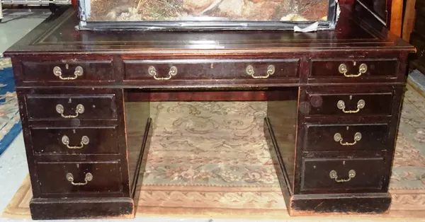 A mahogany framed twin pedestal desk, 152cm wide x 81cm high. K8