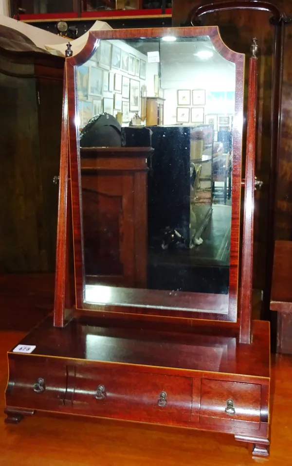 An Edwardian mahogany and box strung inlaid dressing table mirror, 43cm wide.  L8
