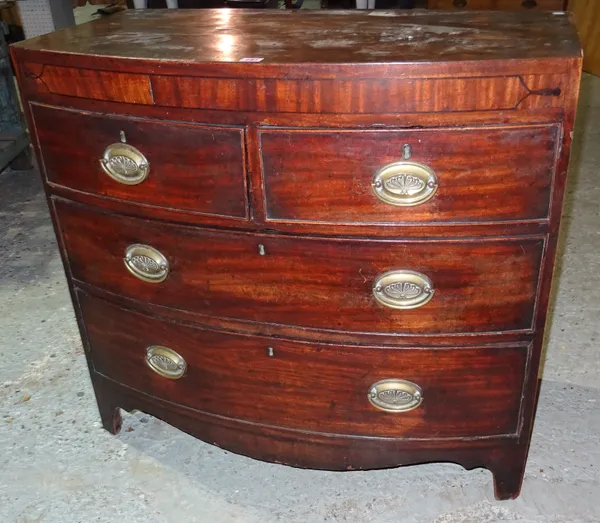 An early 19th century small mahogany bowfront chest, two short and two long drawers, on bracket feet, 91.5cm wide x 84cm high.  M6