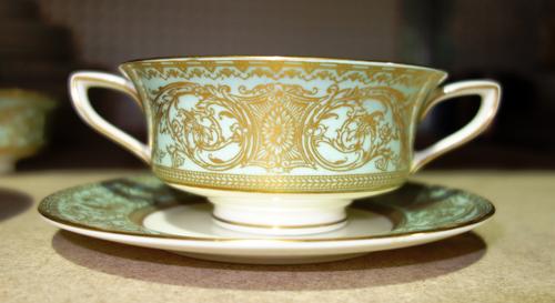 A quantity of carpentry tools contained in a canvas bag, and a box including two large planes, (qty).  SH2