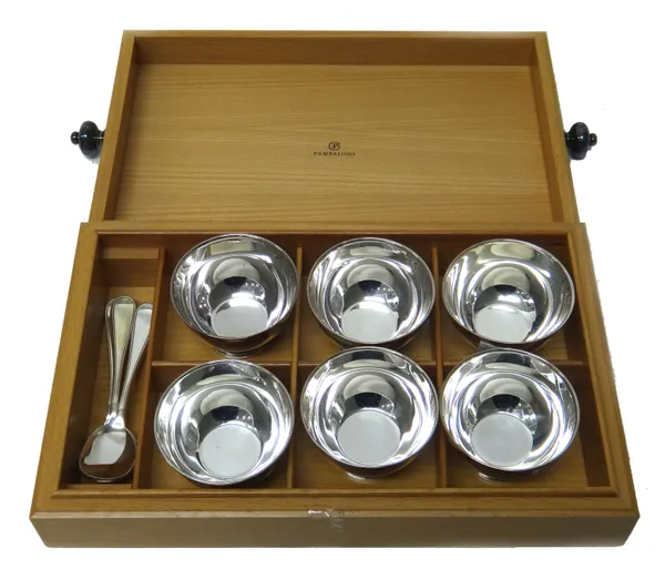 A set of six Sterling silver ice cream coups, together with a set of six Sterling silver ice cream spoons, each detailed PAMPALONI STERLING 925, combi