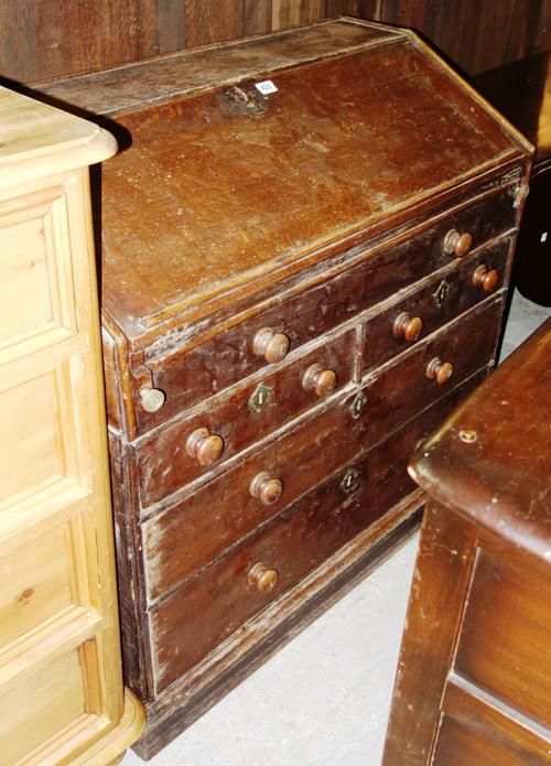 A 20th century mahogany partner's desk, with green leather top,162CM.  D1