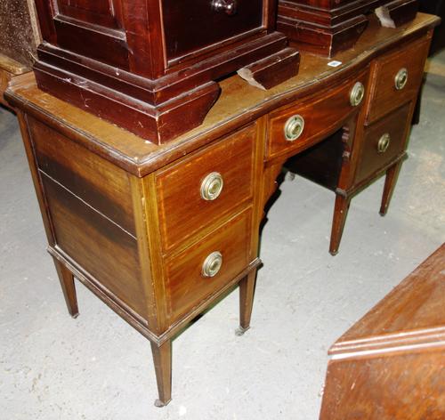A set of six mahogany Regency bar back dining chairs. (one a.f), (6).  EXTRA
