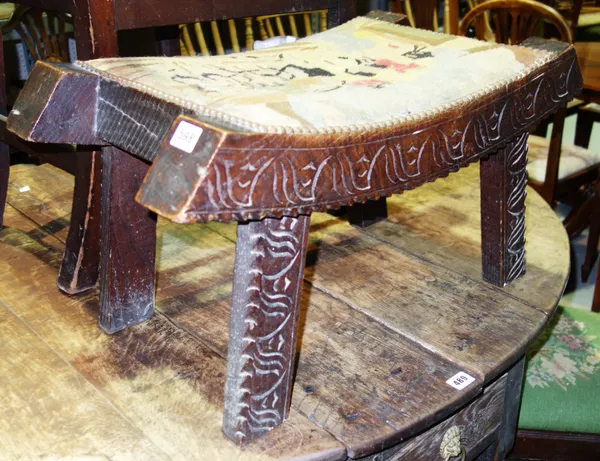 A George III mahogany drop flap wake table, 149cm long.  H9