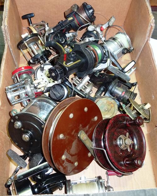Fishing interest; a quantity of 20th century big game and sea fishing reels and some coarse reels, (qty). CAB