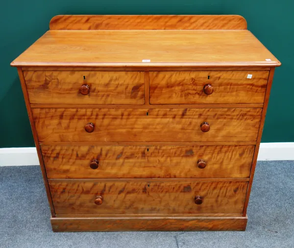 A Victorian birch chest of two short and three long graduated drawers, on plinth base, 112cm wide x 99cm high x 55cm deep.
