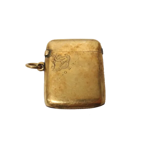 A late Victorian 15ct gold rectangular vesta case, engraved with two crests, two mottos, a date 2.4.02 and also with initials, O.E.R., Chester 1897, g