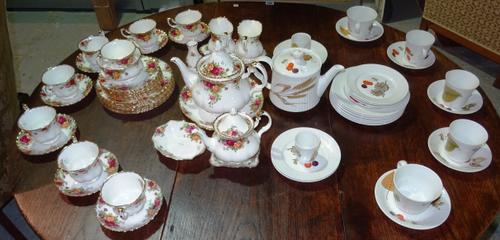 Ceramics, comprising; part dinner and tea wares of Royal Albert 'Old Country Roses' pattern and a part Royal Windsor tea service, (qty). H2
