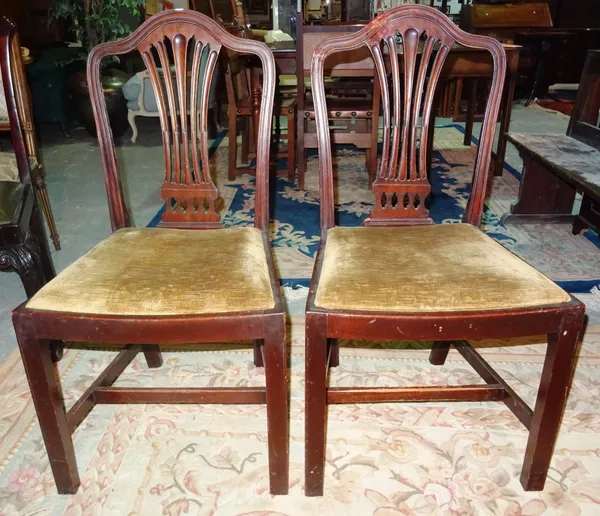 A set of six George III style mahogany pierced splat back dining chairs, (6). J9