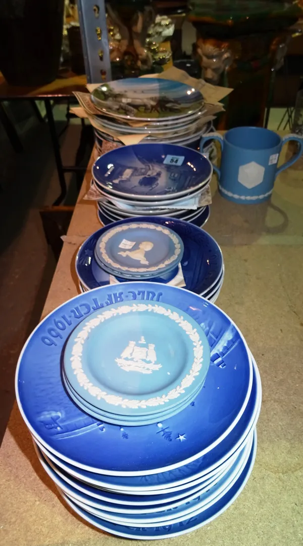 A collection of plates depicting horses and Christmas scenes by Wedgwood, Royal Copenhagen and Davenport, (qty) S2