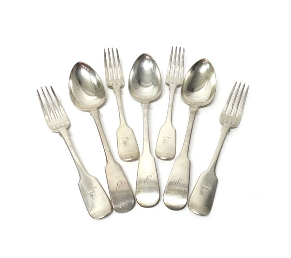 Three Scottish silver fiddle pattern tablespoons, Glasgow 1830 and four silver fiddle pattern table forks, London 1835, combined weight 524 gms.