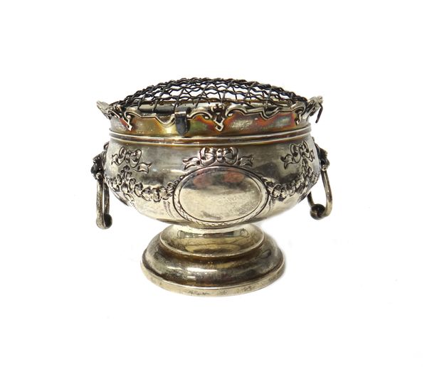 A silver twin handled rose bowl, with lion mask and ring handles, having a shaped rim, raised on a circular foot, Birmingham 1905, weight 409 gms, wit