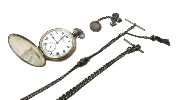 A gentleman's silver cased, keyless wind, hunting cased pocket watch, Birmingham 1928, a silver curb link watch Albert chain, fitted with a T bar and