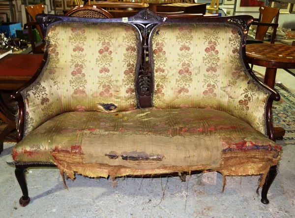 A 20th century mahogany show frame sofa, with cabriole supports, 134cm wide.  H4