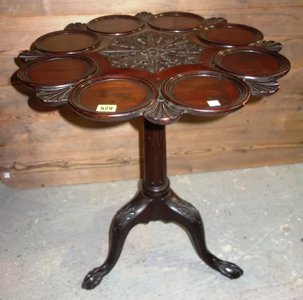 A George III style mahogany supper table.   G7