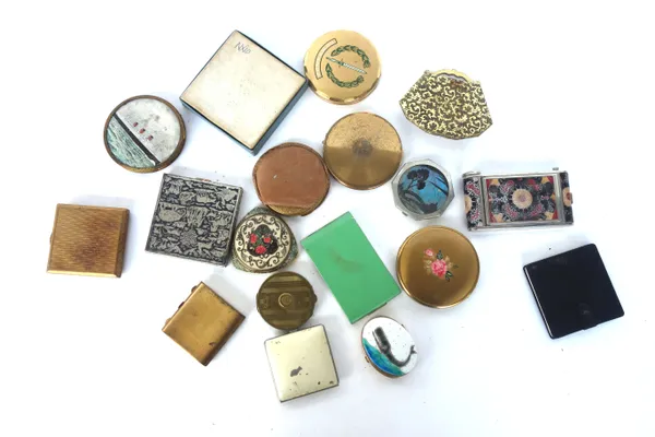 A quantity of ladies compacts, including; a gilt metal circular Stratton detailed 'Canada', Elgina, Volupte, Mascot, another Stratton and sundry, (18)