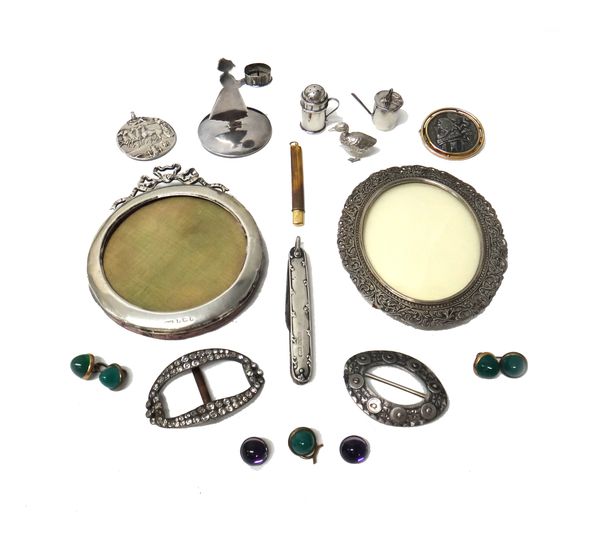 Two part sets of cabochon green gem set dress buttons, to include four buttons later converted for wear as a pair of cufflinks, two foil backed mauve