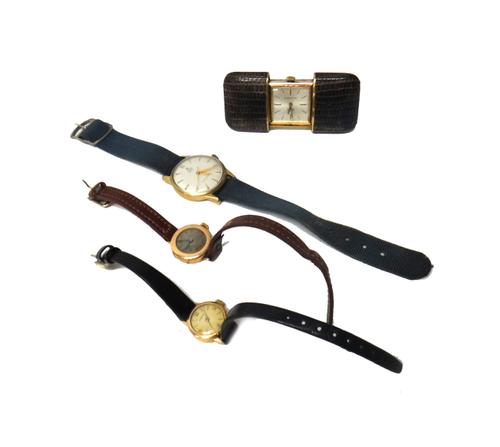 A gentleman's 9ct gold, circular cased Tudor Royal wristwatch, the signed circular silvered dial with gilt arrow shaped numerals, centre seconds and w