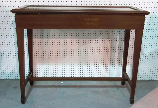An Edwardian mahogany rectangular bijouterie table, 106cm wide. D4