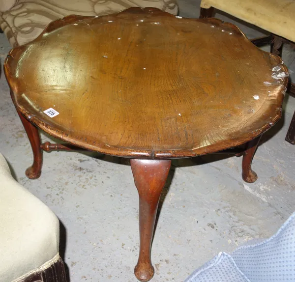 A George I style circular coffee table, with elm top, on cabriole supports, 75cm wide x 44cm high.  E8