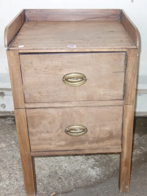 A George III mahogany commode with single cupboard over drawer, 49cm wide.    I6