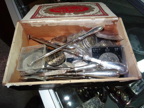 Collectables, comprising; a quantity of commemorative crowns and other coins, silver handled button hooks and other implements, (qty)  CAB