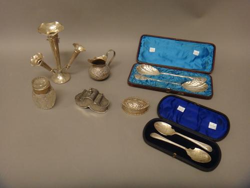 Silver and silver mounted wares, comprising; a centrepiece vase, formed as a central vase and with three detachable surrounding smaller vases, Birming