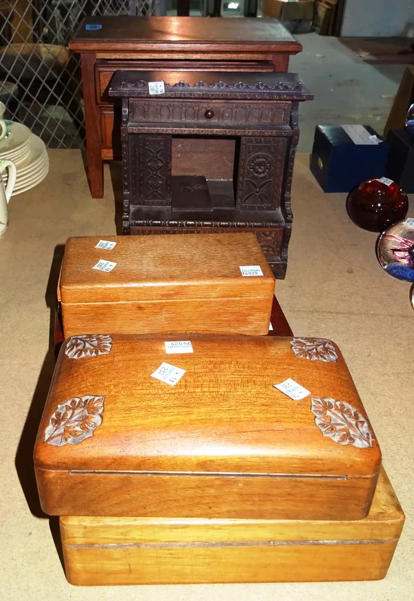 Collectables, including; wooden boxes, a miniature cabinet, a drawing set and sundry, (qty).  S2M