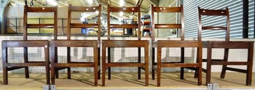 A set of five early 19th century oak bar back dining chairs, (5).  M2