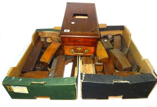 Tools, comprising; early 20th century wooden planes and a 20th century cash till.   S2B