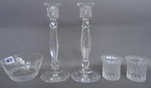 Four modern Lalique crystal finger bowls decorated with bands of fruiting vines, etched mark to base (12cm diameter), two Lalique crystal candle holde