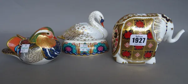 Six Royal Crown Derby Imari pattern paperweights, comprising; elephant, blue jay, mandarin duck, sitting duckling, mallard duck and a swan, all boxed.