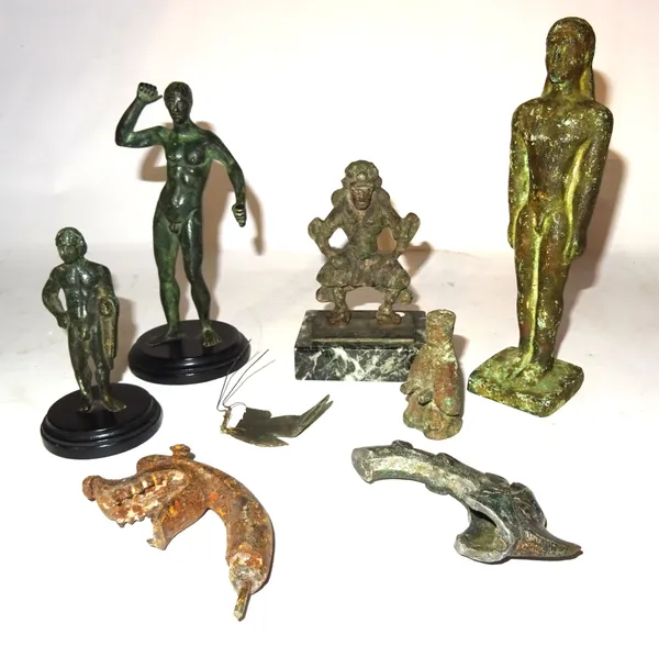 Collectables, including; a small bronze figure and metal models, (7).   CAB