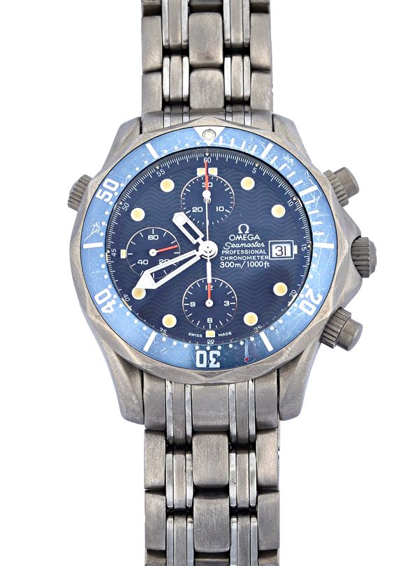 An Omega Seamaster Professional titanium gentleman's bracelet wristwatch, the signed dark blue dial with luminous dot numerals, three subsidiary dials