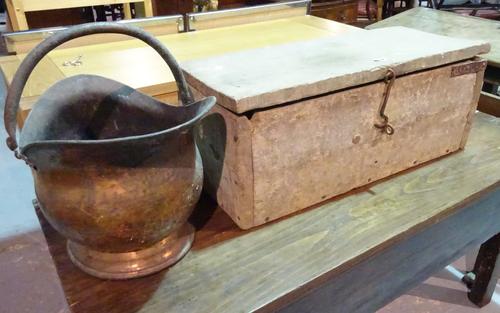 An early 20th century softwood lift top box, 74cm wide x 30cm high and a copper coal scuttle, (2).   H9