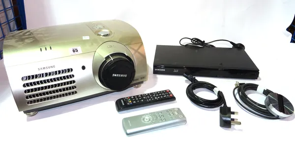 A Samsung SBH800 cinema projector and a Samsung Blu-ray player.  S1B