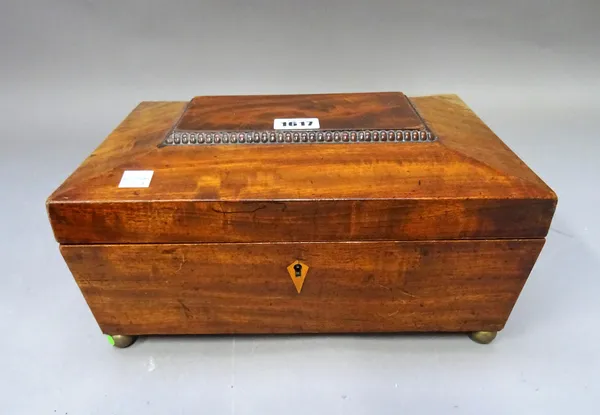 An early 19th century mahogany jewellery box of compressed octagonal form, 31cm wide x 14cm high, together with a Regency mahogany sarcophagus tea cad