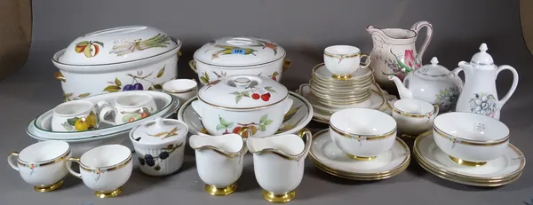 Ceramics, including; Portmeirion tea wares, Royal Worcester Evesham pattern dinner wares,  jug and sundry, (qty).   S2B