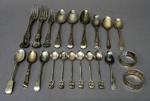 Silver, comprising; two table forks, one dessert fork, three matching Old English pattern dessert spoons, London 1809, six various teaspoons, a preser