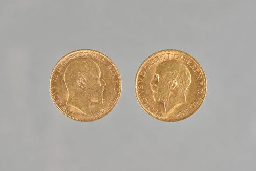 An Edward VII sovereign 1907 P and a George V sovereign 1912, (2).  Illustrated.