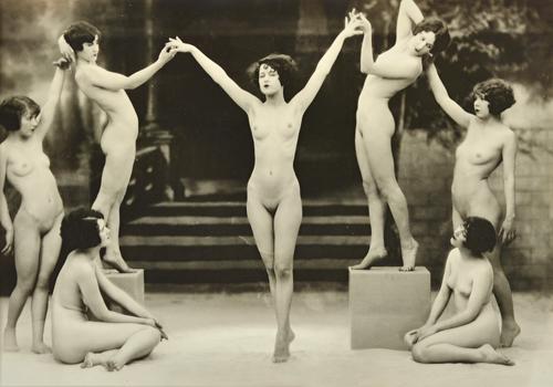 ALBERT ARTHUR ALLEN  (1886 - 1962)  Nude Study from The Model Series, ca. 1925.gelatin sliver print, mounted within card boards, the image 16cm x 25cm