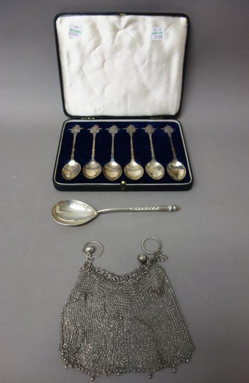 A set of six silver teaspoons commemorating The Festival of Britain 1951, London 1951, with a case, a Russian spoon with a fig shaped bowl and with sp