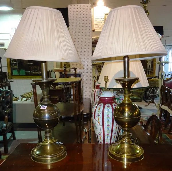 A large pair of 20th century brass table lamps, (2)  F6