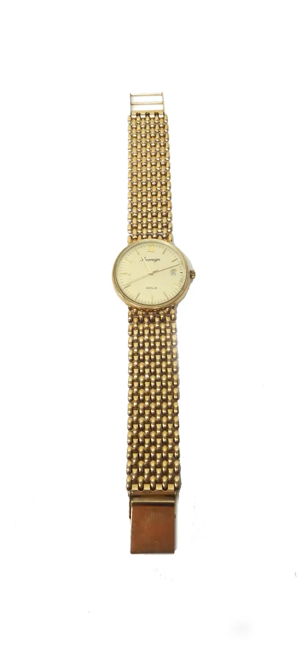 A Sovereign Gold gentleman's 9ct gold bracelet wristwatch, the signed circular gilt dial with baton shaped numerals, Roman at 12 o'clock, centre secon